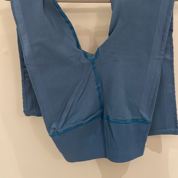 Free People Movement teal capri leggings NWT - Picture 3 of 3